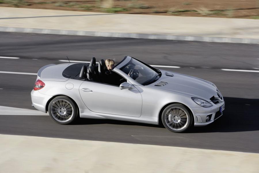  Mercedes-Benz SLK55 AMG 2008 года  (фото 21 из 77)